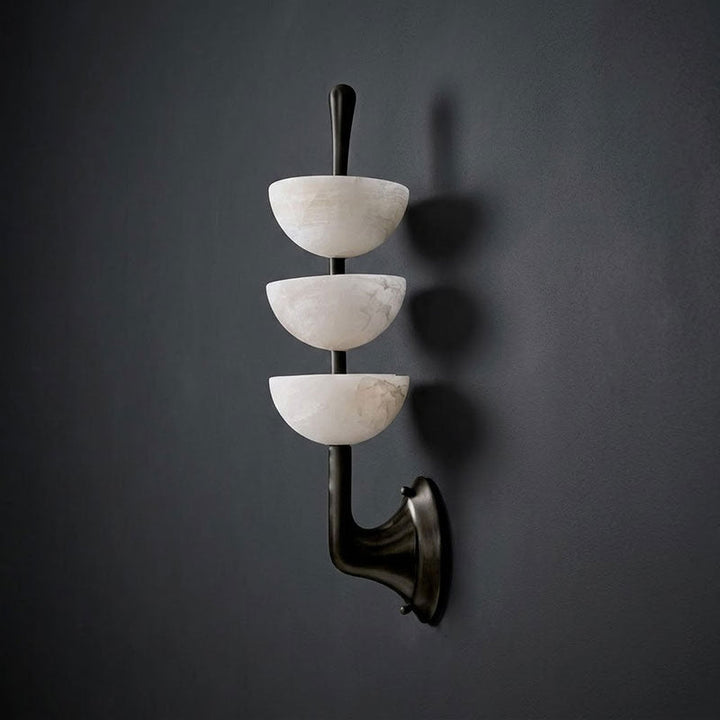 Triple Alabaster Vägglampa