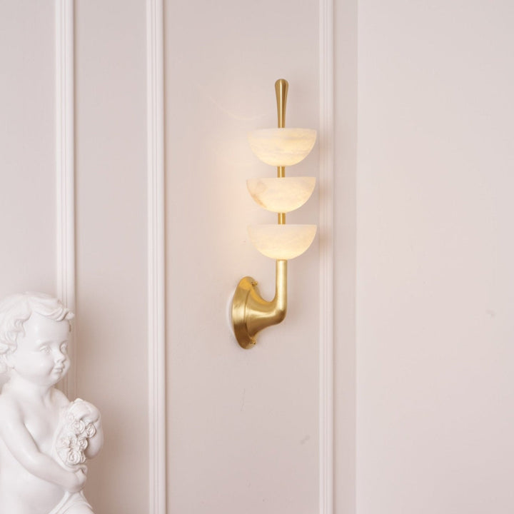 Triple Alabaster Vägglampa
