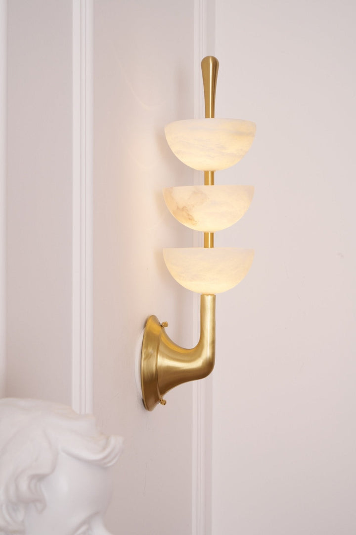 Triple Alabaster Vägglampa