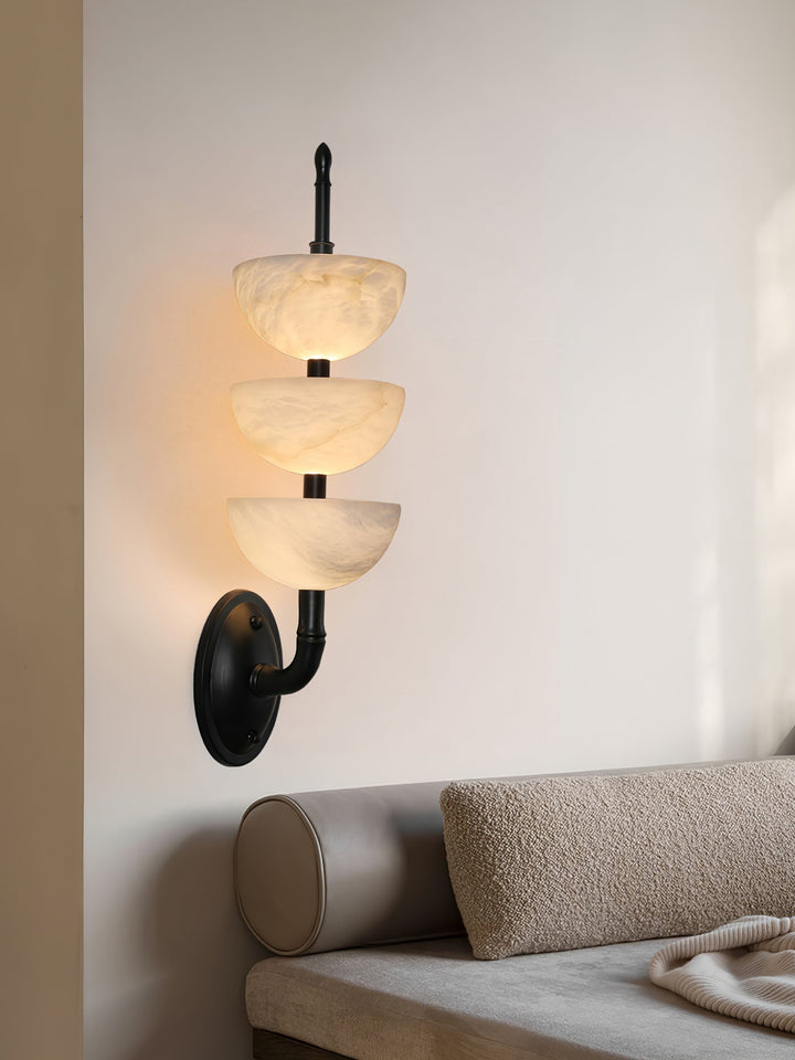 Triple Alabaster Vägglampa