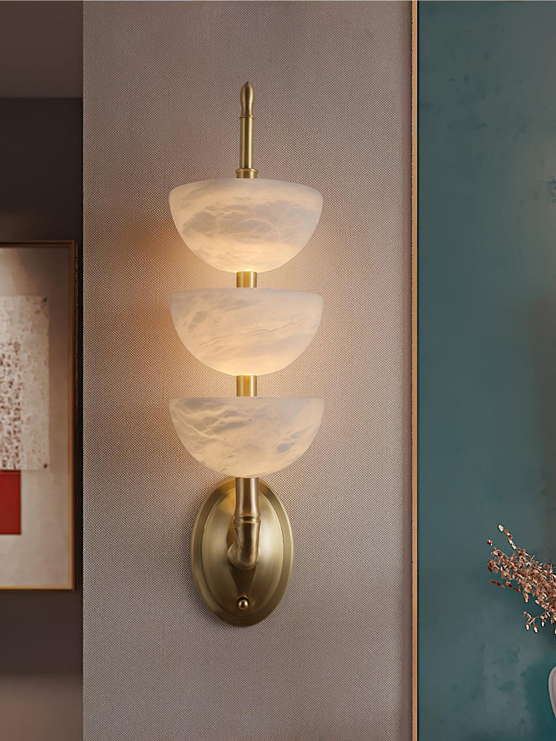 Triple Alabaster Vägglampa