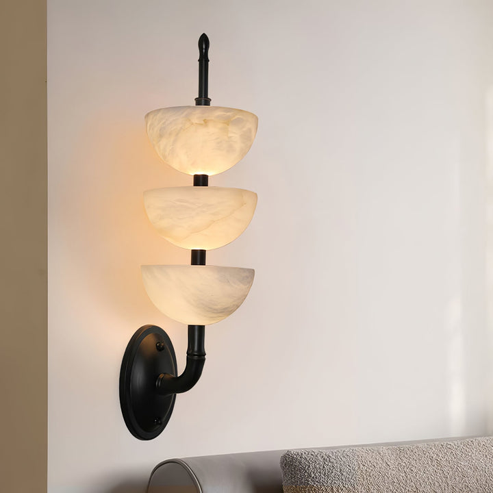 Triple Alabaster Vägglampa