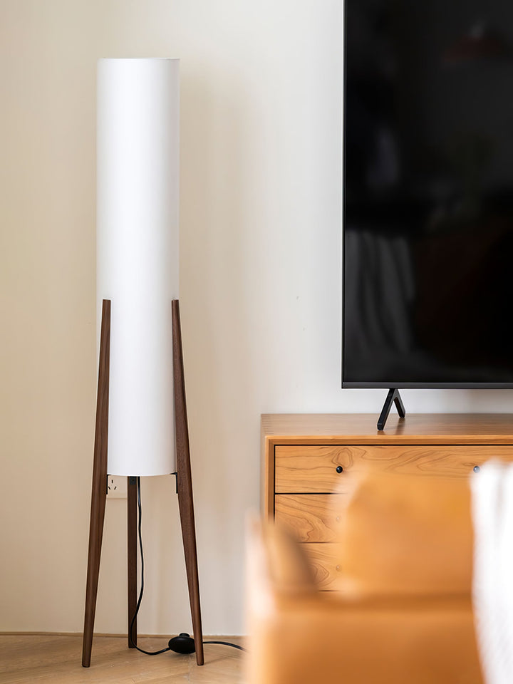 Tripod Valnöt Golvlampa