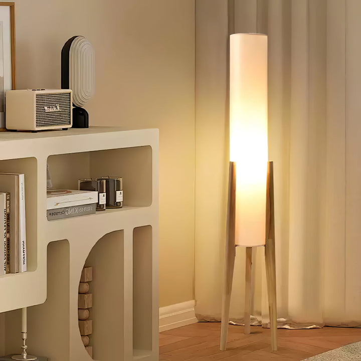Tripod Valnöt Golvlampa