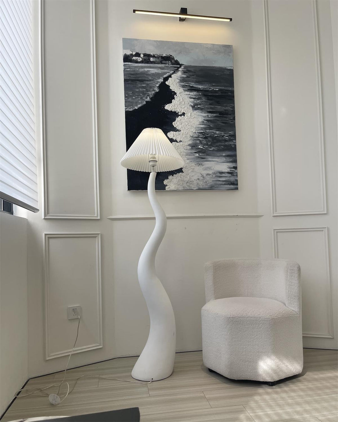 Vridna Plisserad Golvlampa