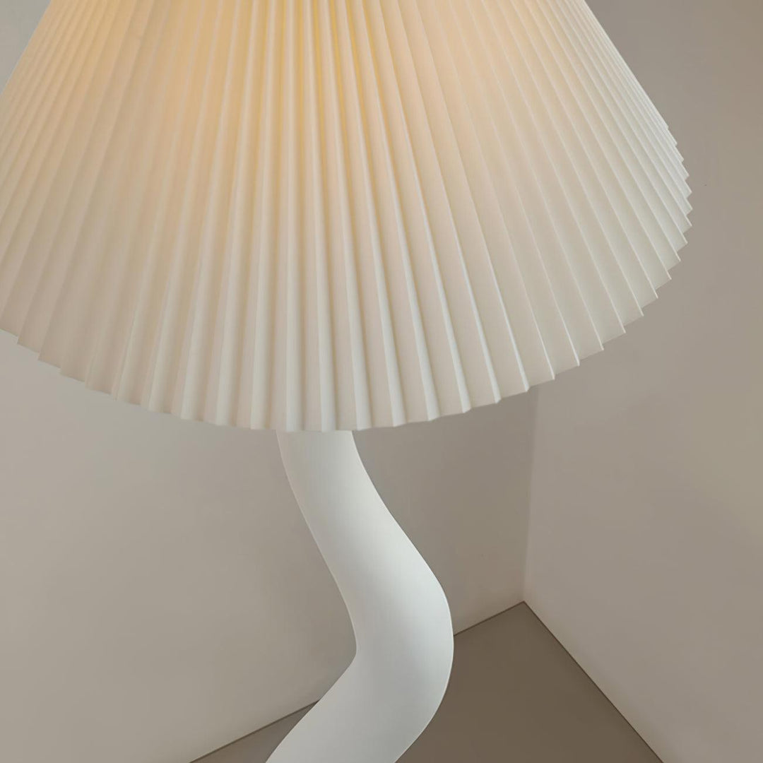 Vridna Plisserad Golvlampa