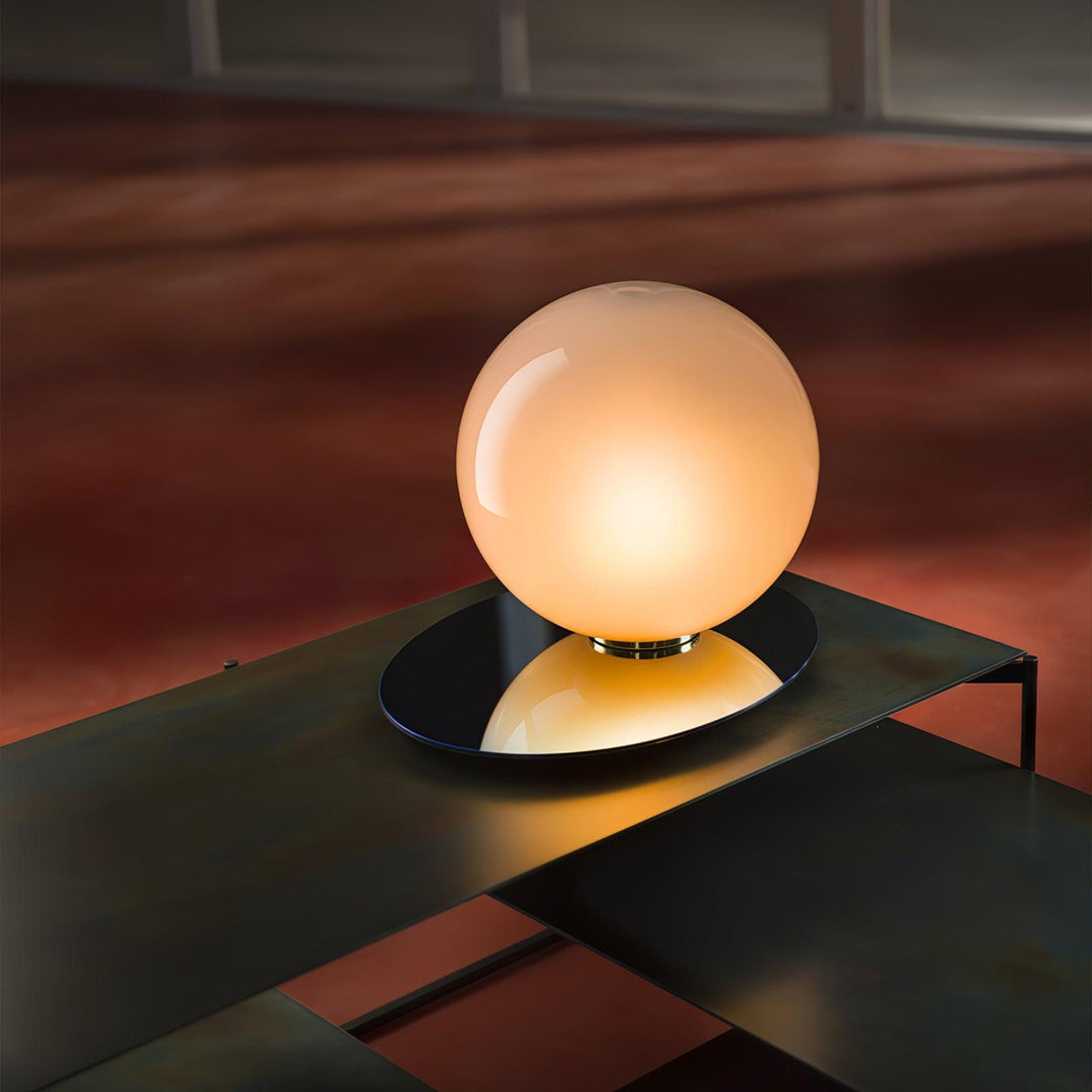 Umbra Bordslampa