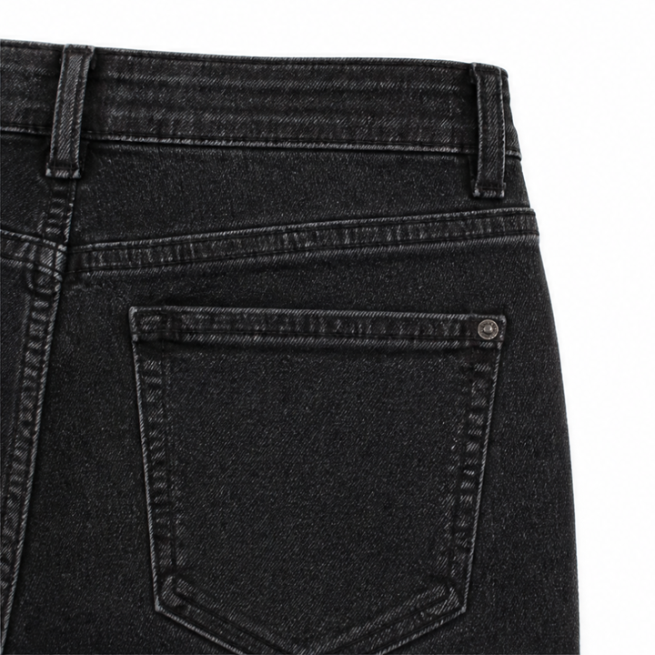 Curvella – Bekväma, wysokie denim capri