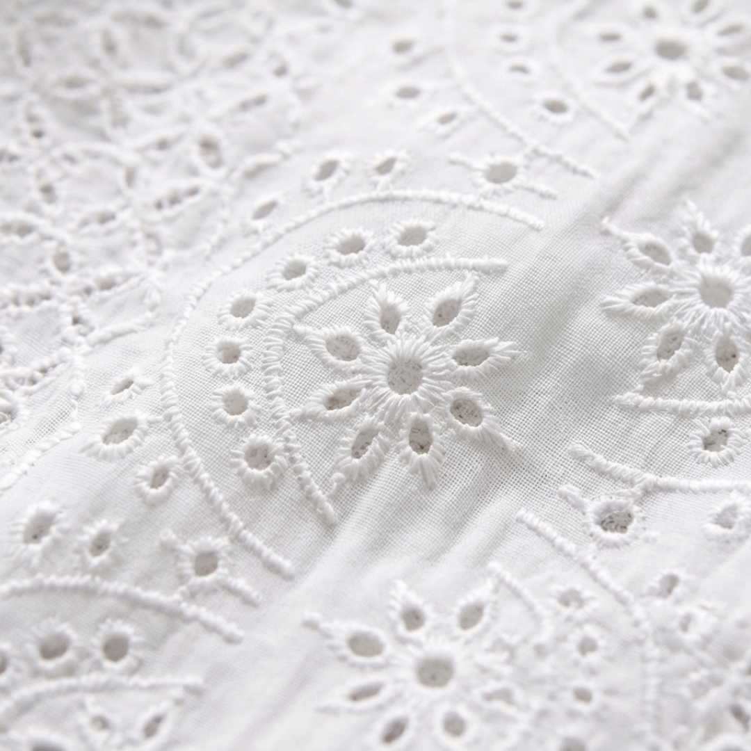 Florelle – Blus z broderad oczkiem i knappar