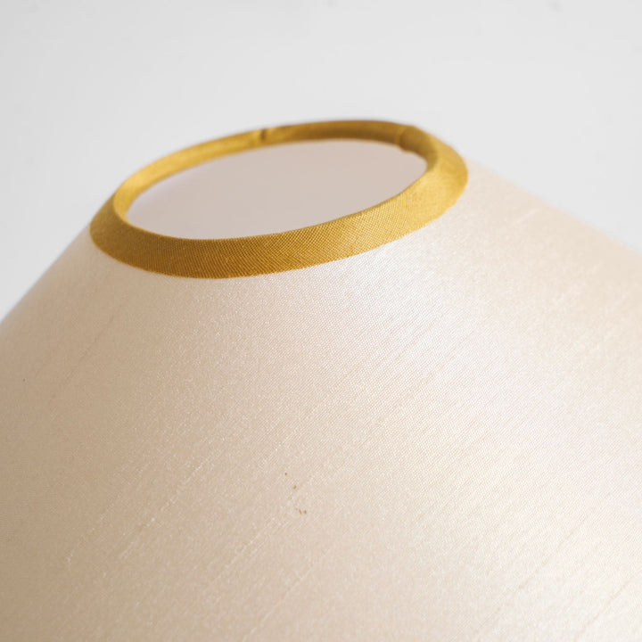 Talonwood Bordslampa
