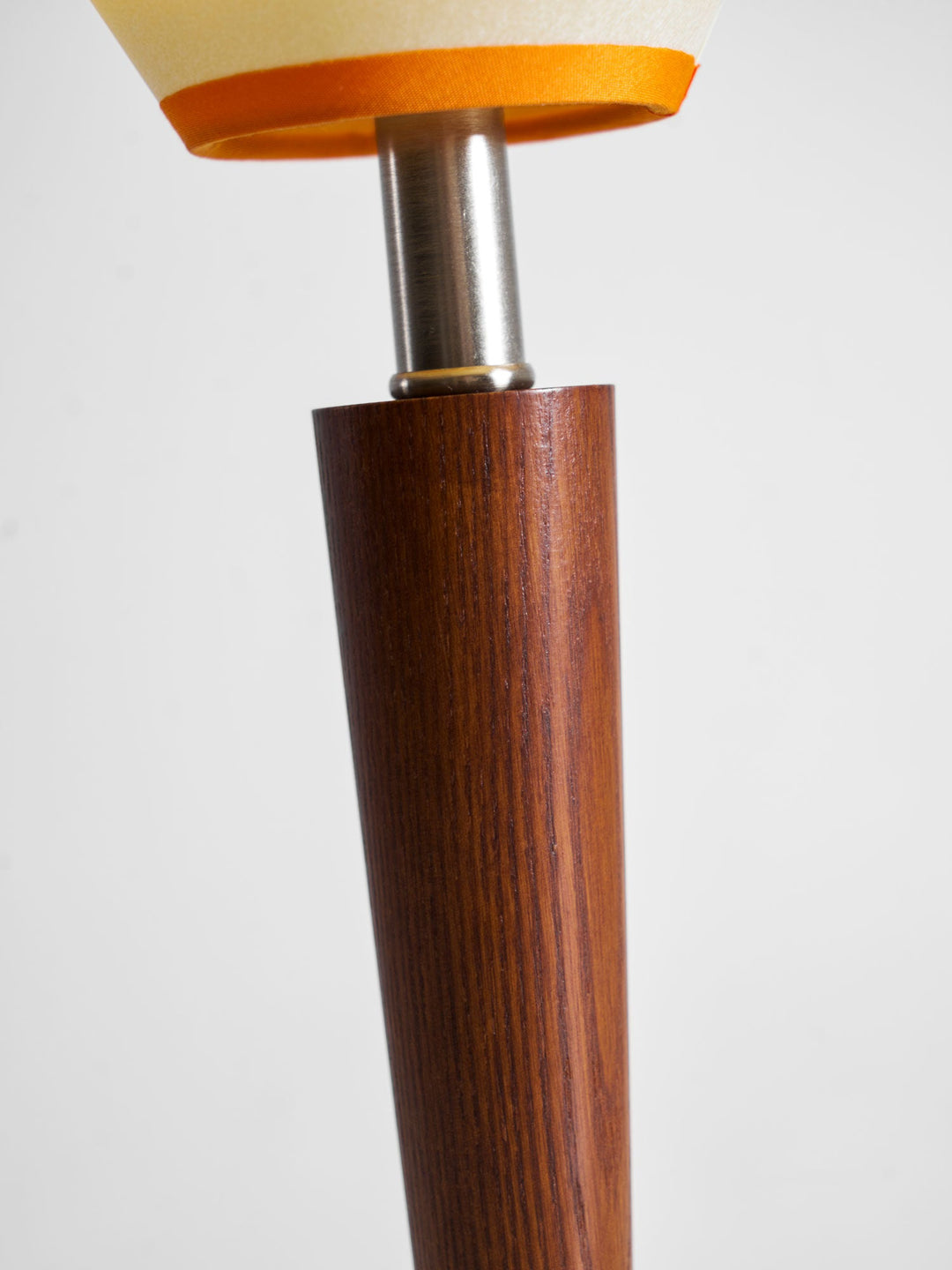 Talonwood Bordslampa