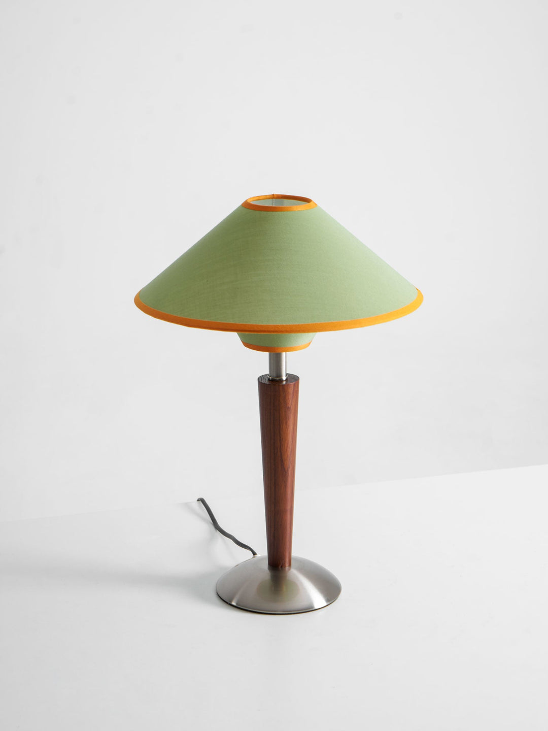 Talonwood Bordslampa