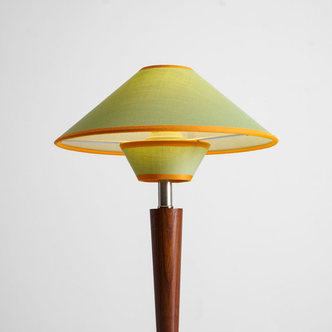 Talonwood Bordslampa
