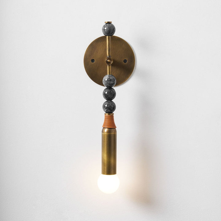 Toam Vägglampa