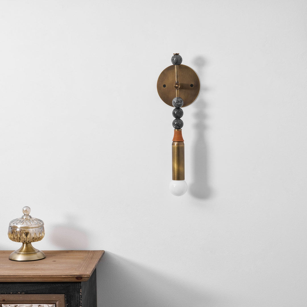 Toam Vägglampa