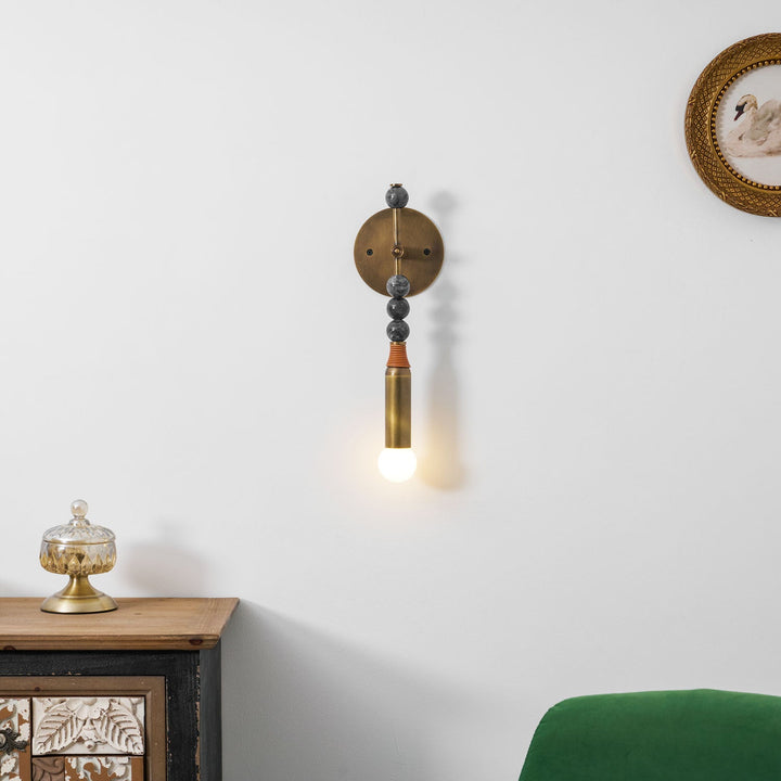 Toam Vägglampa