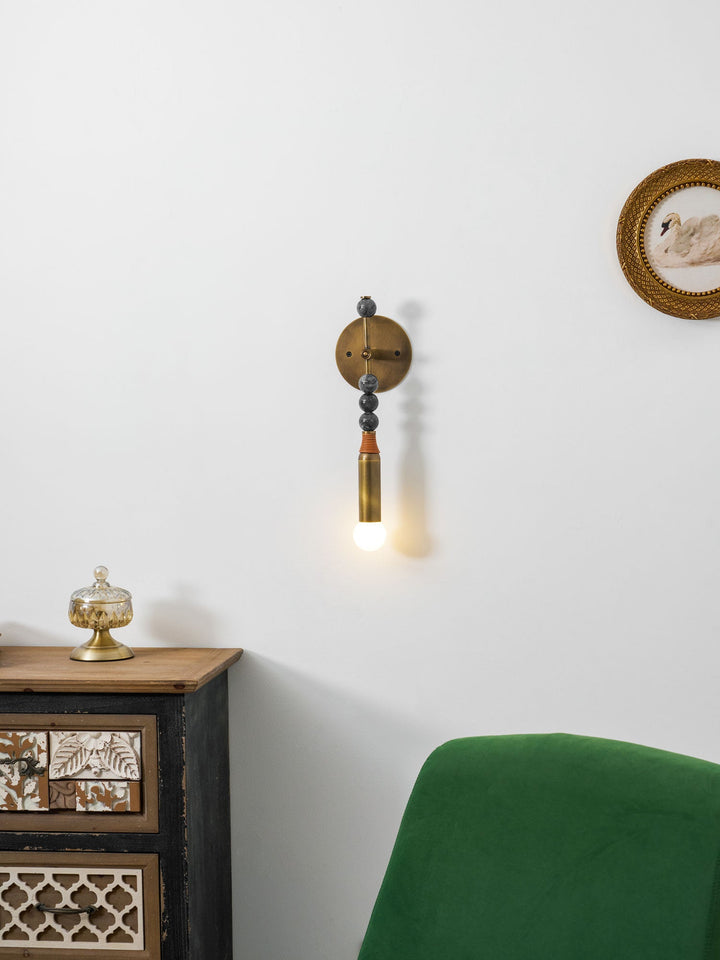 Toam Vägglampa