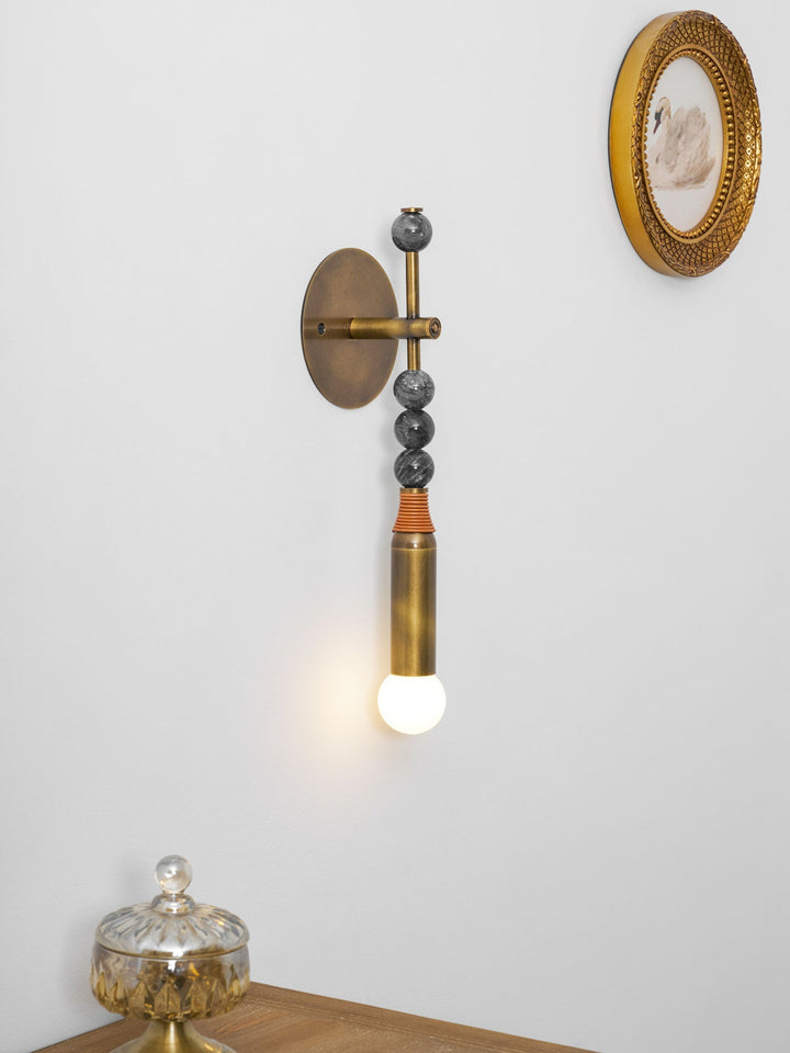 Toam Vägglampa