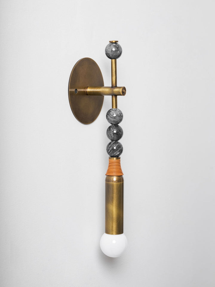 Toam Vägglampa