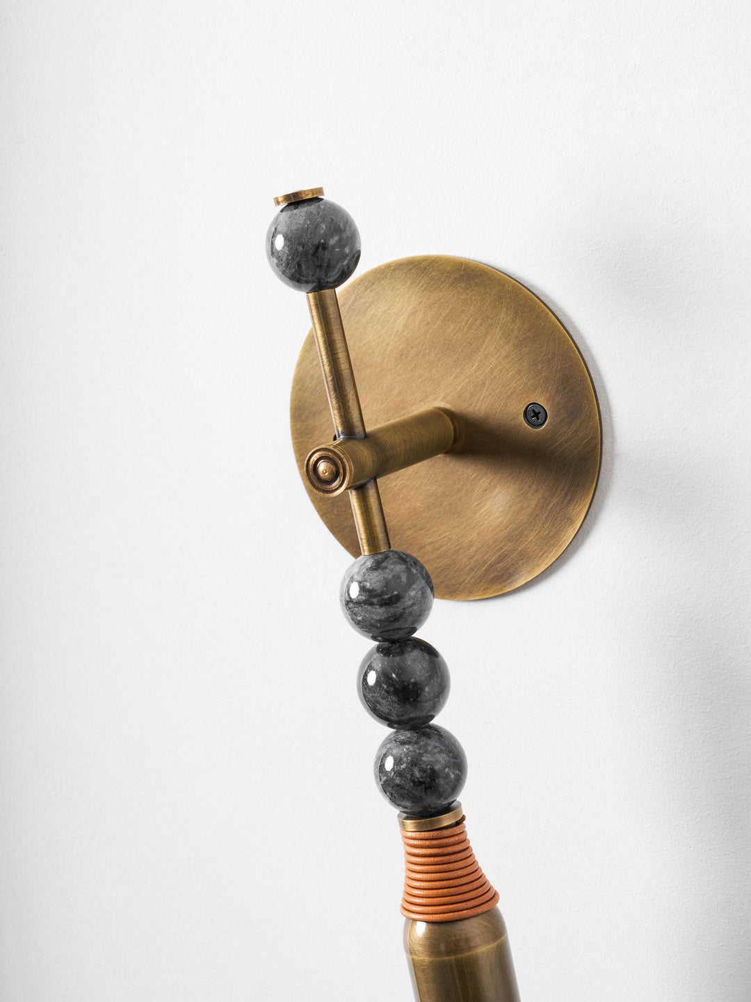 Toam Vägglampa