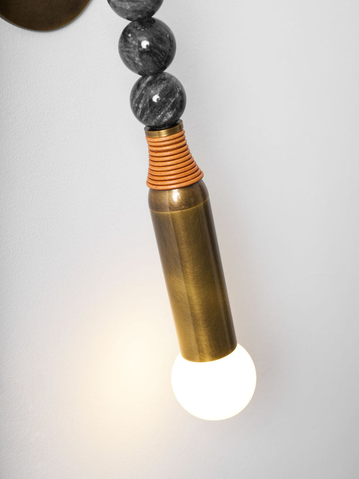 Toam Vägglampa