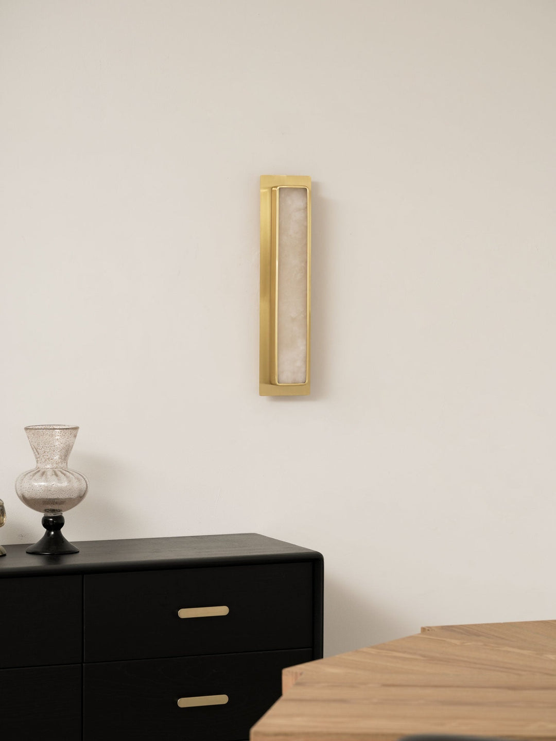 Velmora Alabaster Vägglampa