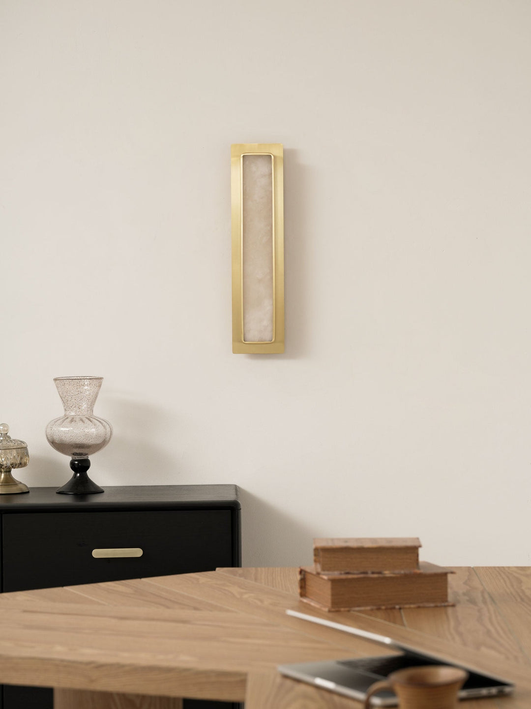 Velmora Alabaster Vägglampa