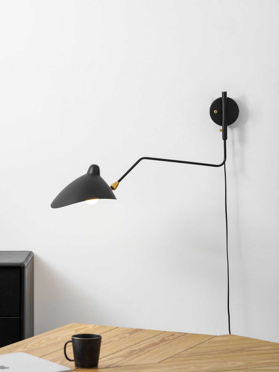 Mångsidig Vägglampa med Arm