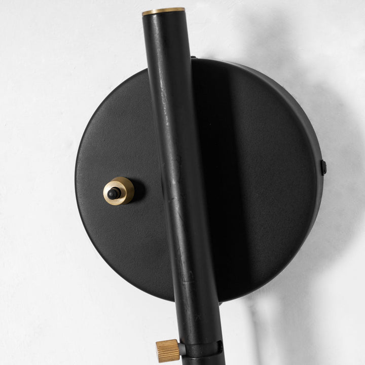 Mångsidig Vägglampa med Arm