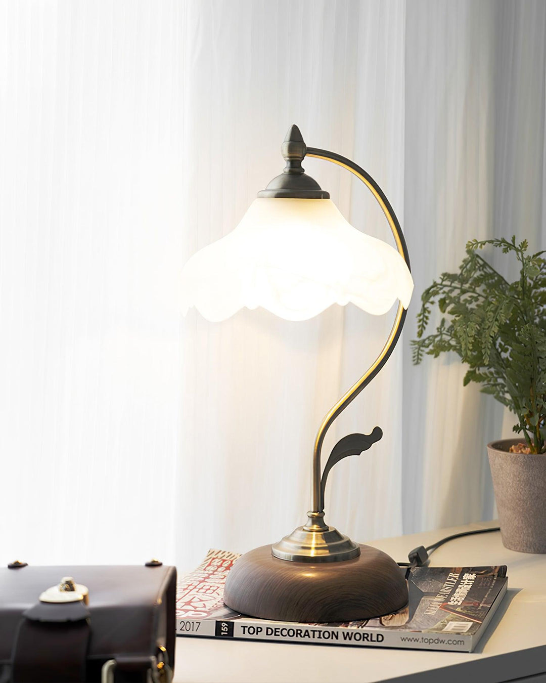 Vintage Laiton Bordslampa