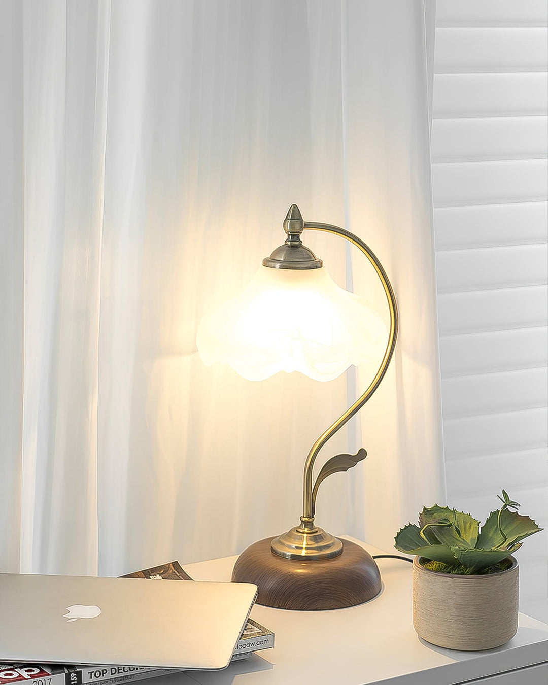 Vintage Laiton Bordslampa