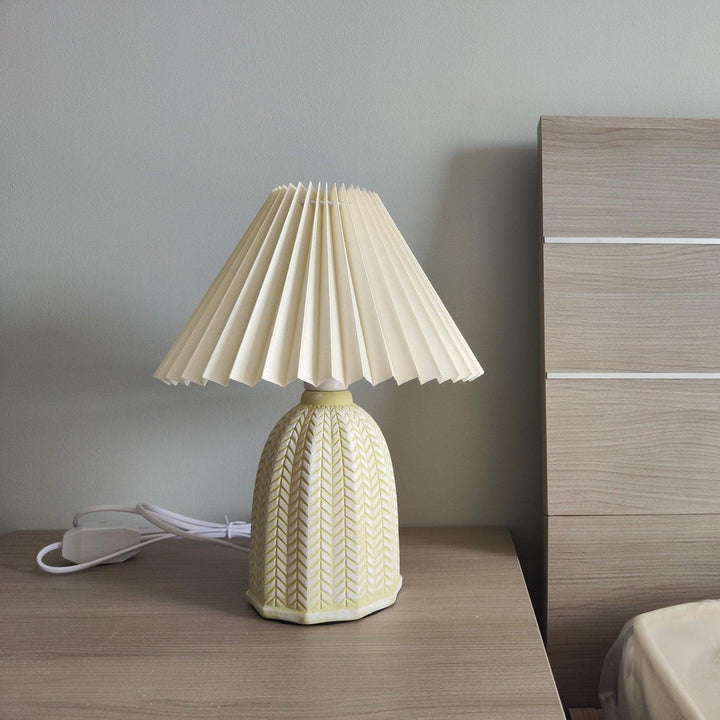 Vintage Fållad Bordslampa