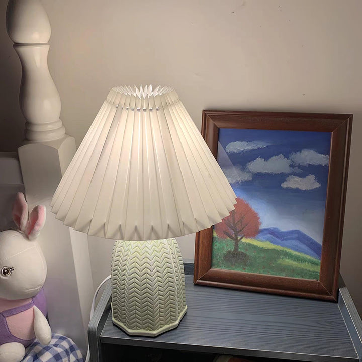 Vintage Fållad Bordslampa