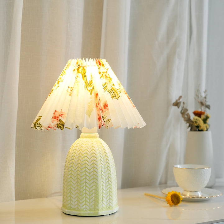 Vintage Fållad Bordslampa