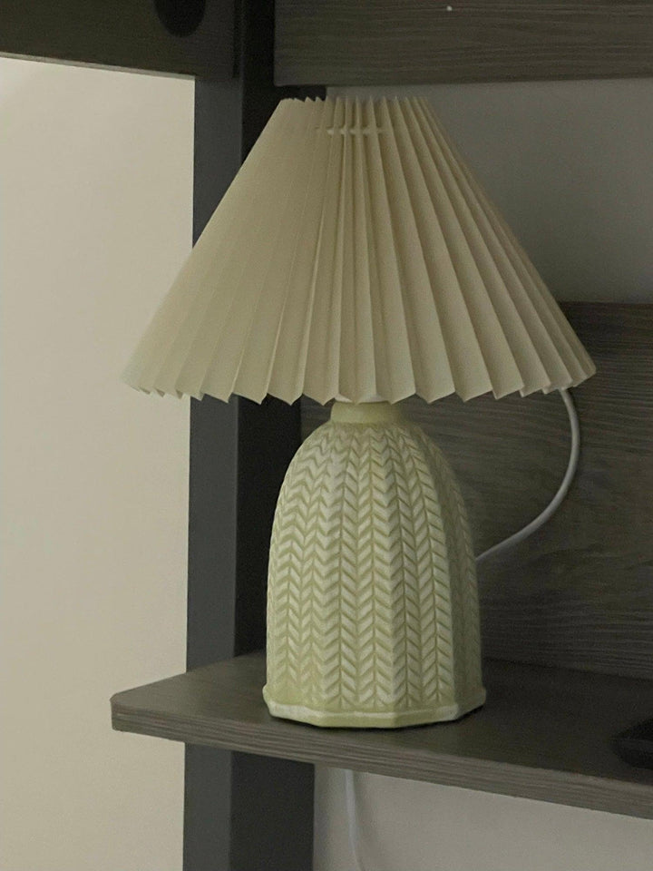 Vintage Fållad Bordslampa