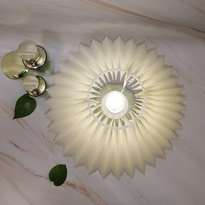 Vintage Fållad Bordslampa
