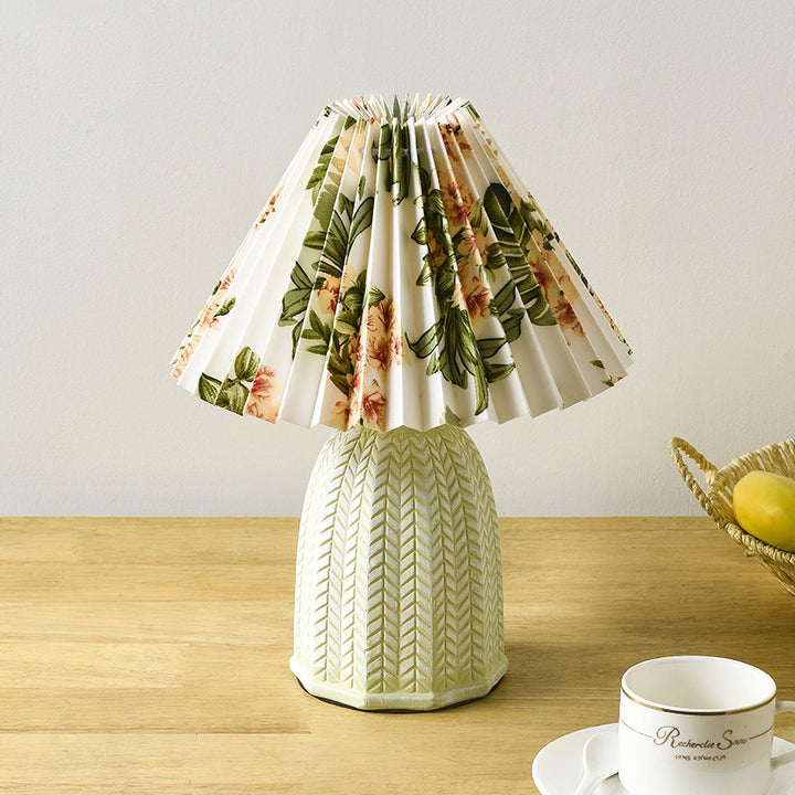 Vintage Fållad Bordslampa