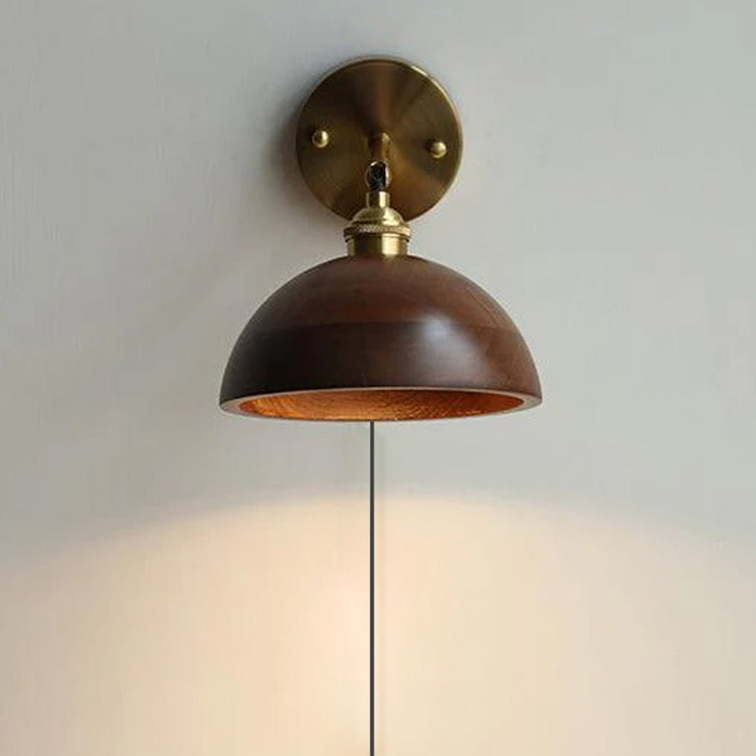 Vintage Trä Vägglampa Med Kontakt