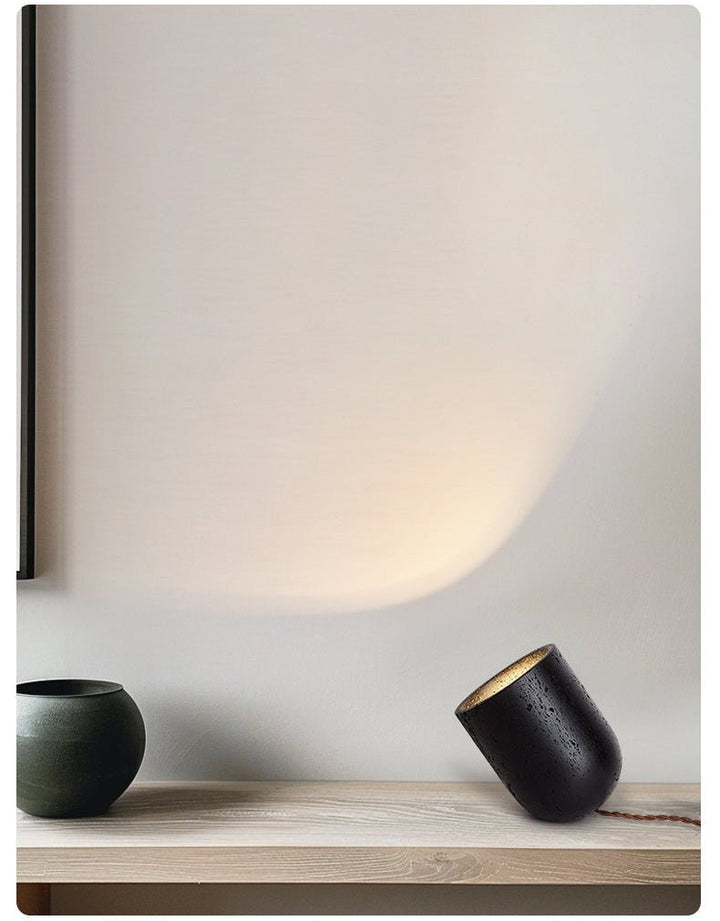 Vultrion Bordslampa