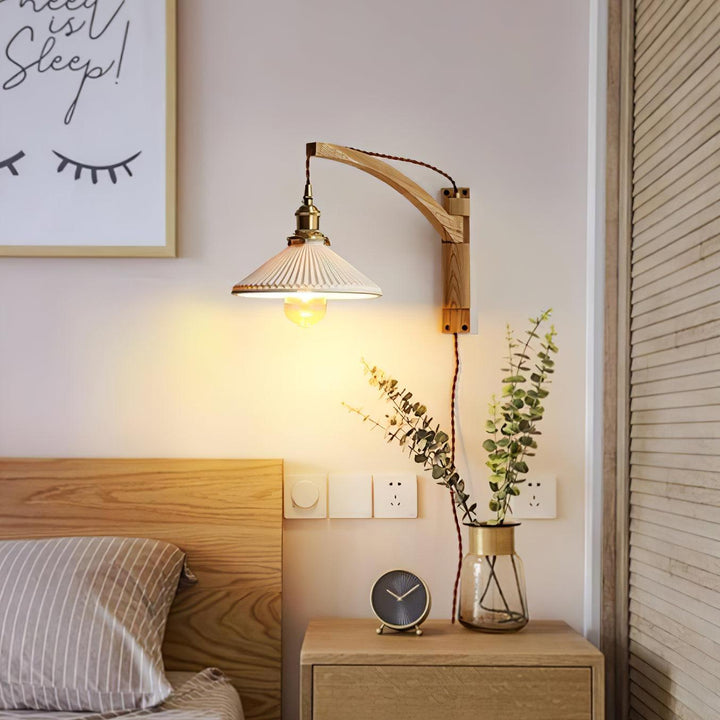 Valnöt Swing Arm Vägglampa