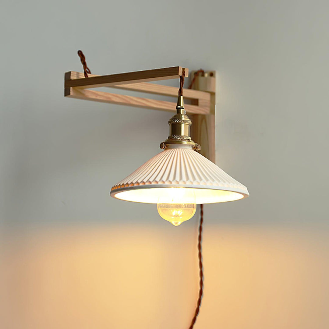 Valnöt Swing Arm Vägglampa