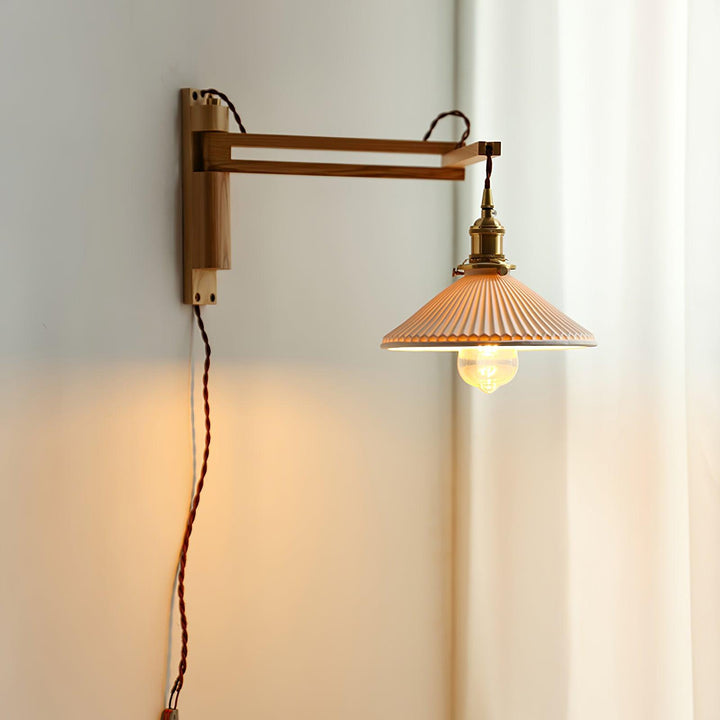 Valnöt Swing Arm Vägglampa