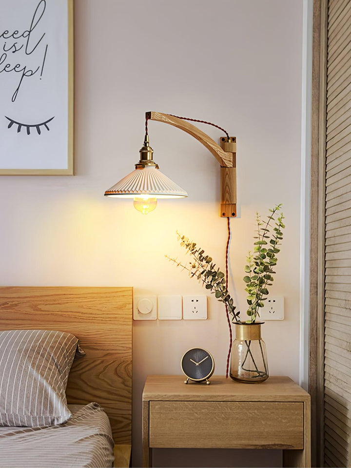Valnöt Swing Arm Vägglampa