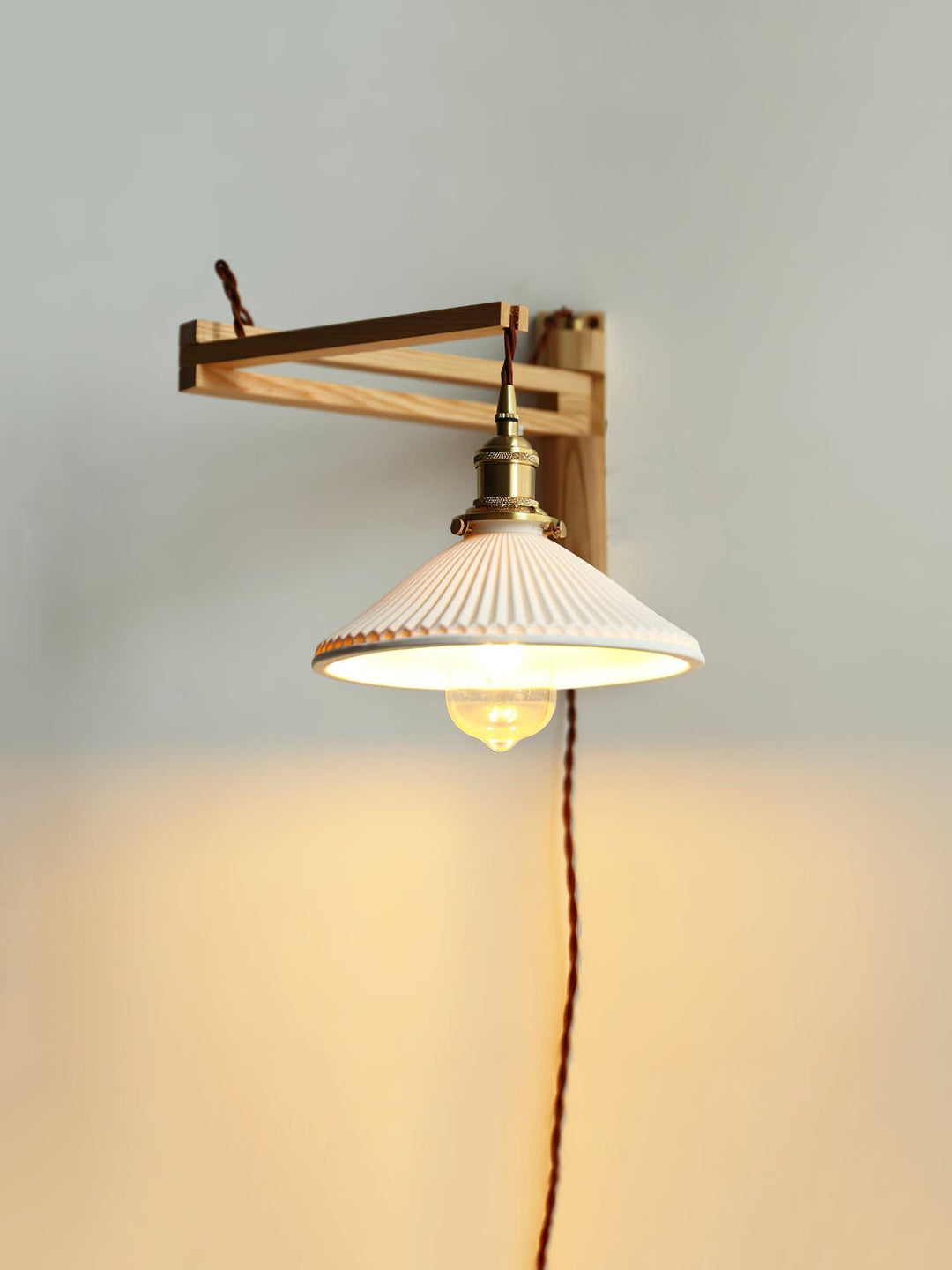 Valnöt Teleskopisk Vägglampa