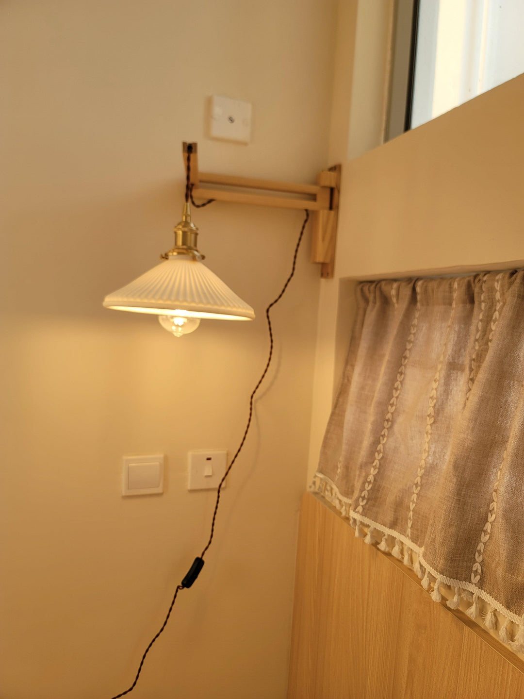 Valnöt Teleskopisk Vägglampa
