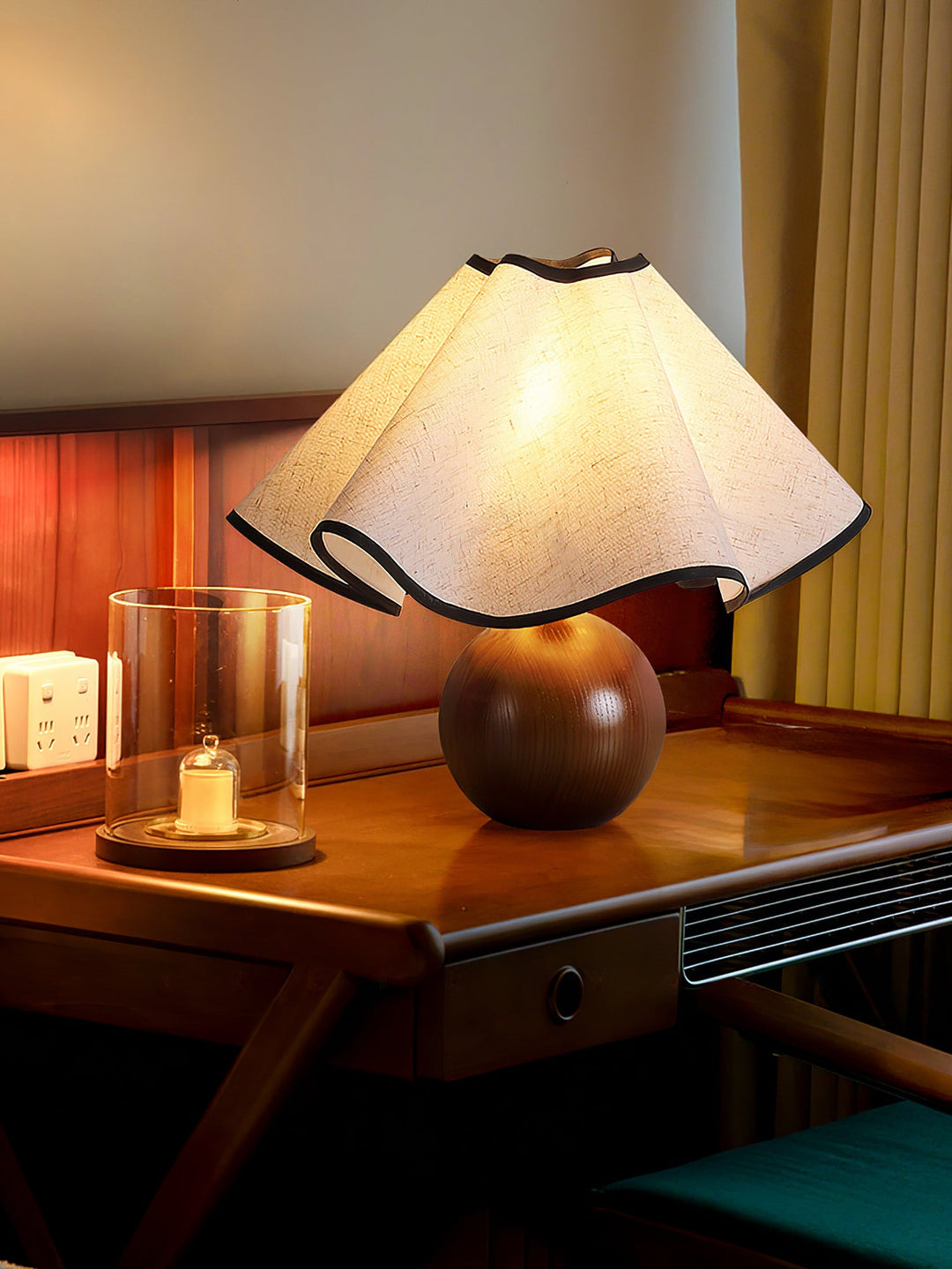 Wavecrest Bordslampa