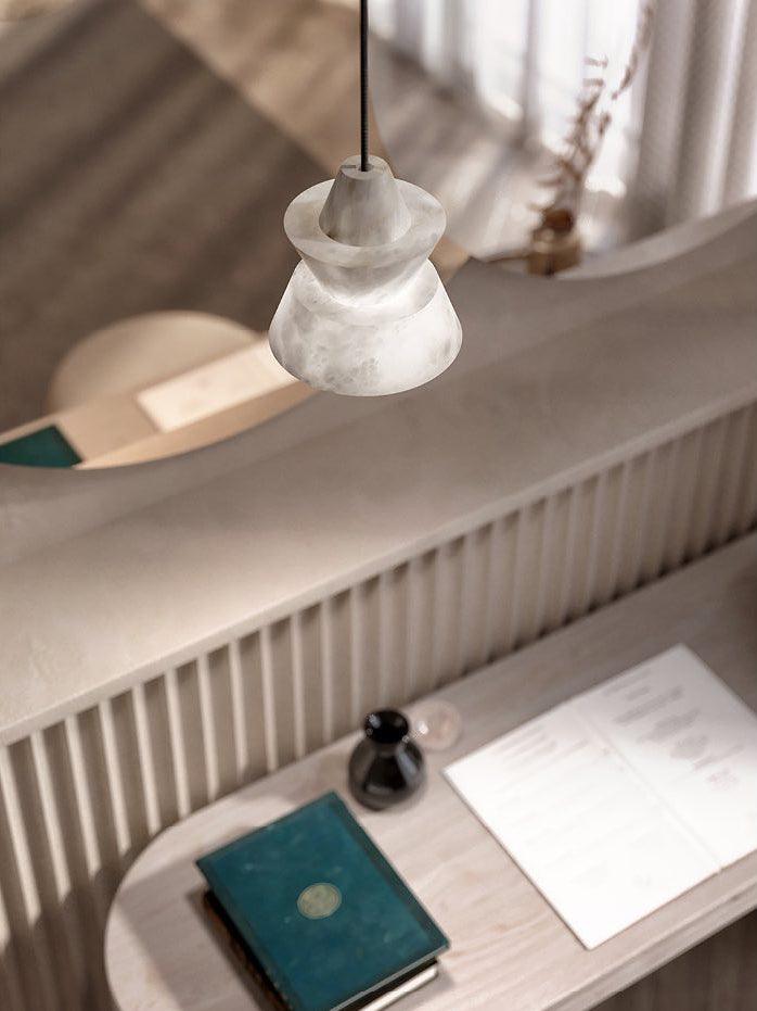 Strata Alabaster Pendellampa