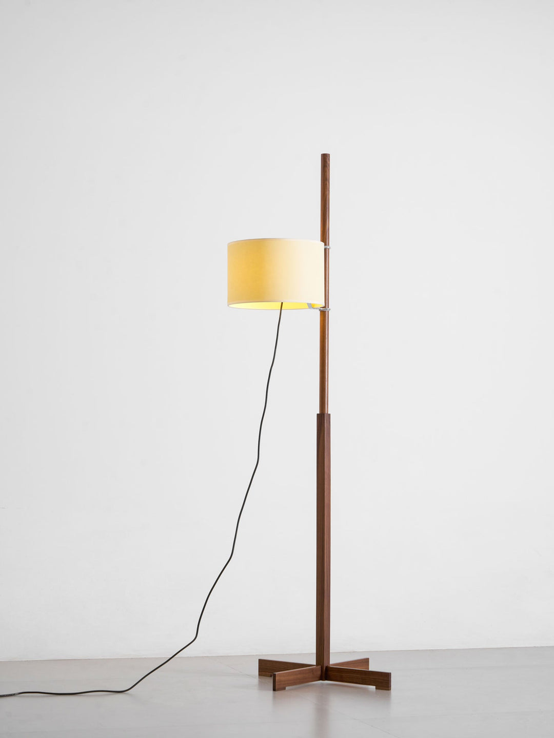 Trä Tmm Golvlampa
