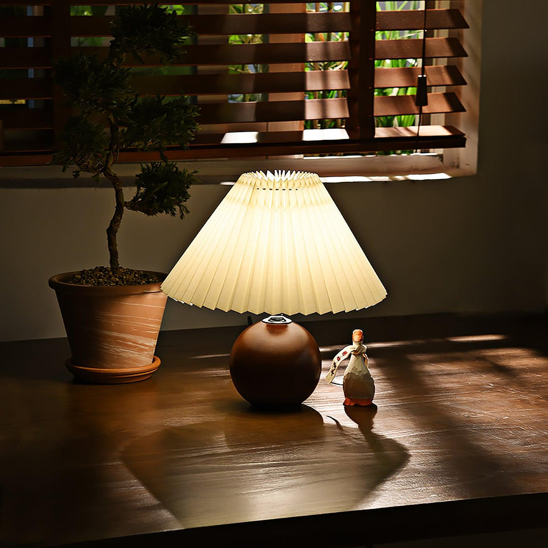 Träplisserad Bordslampa