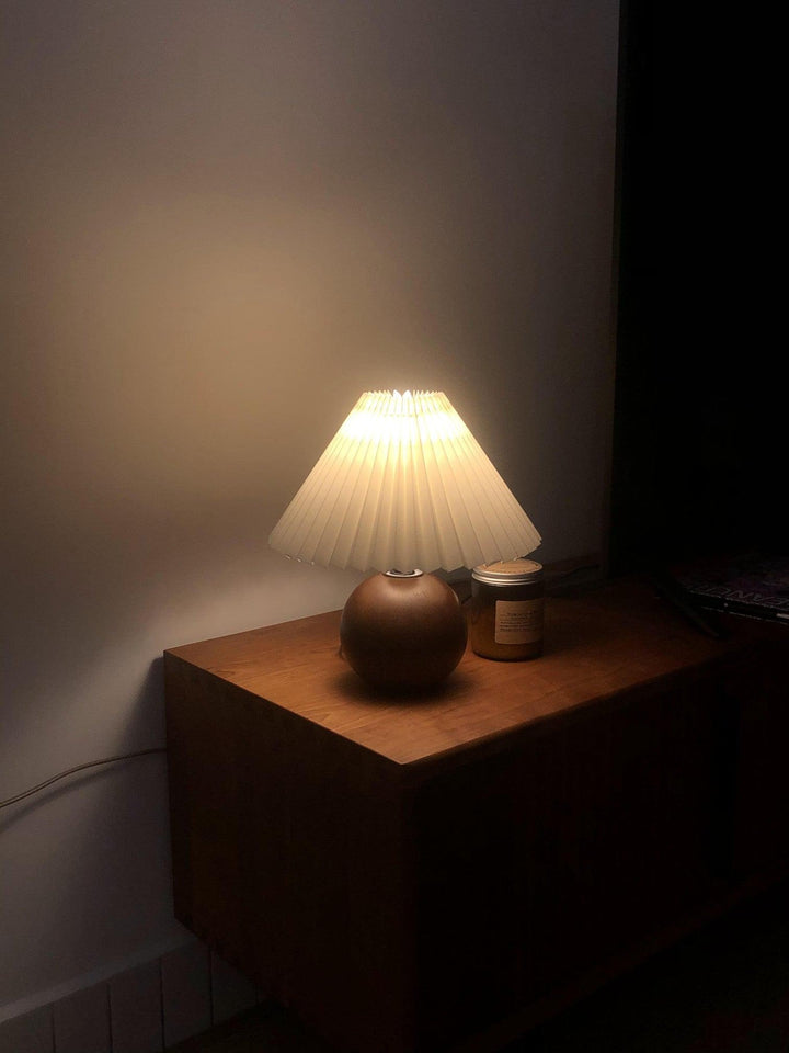 Träplisserad Bordslampa
